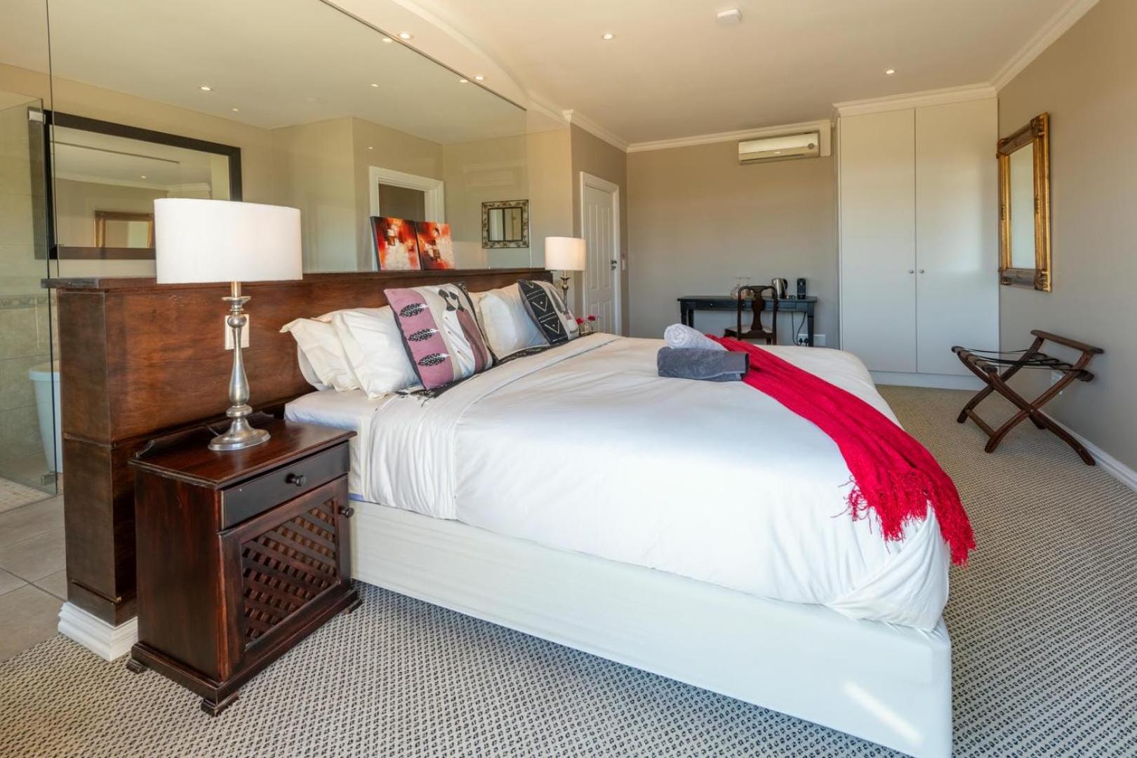 Guest House The Lazy Lion Knysna Bagian luar foto